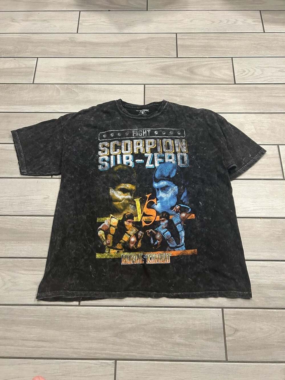 Mortal Kombat Klassic Scorpion vs. Sub-Zero Graphic Unisex T-Shirt